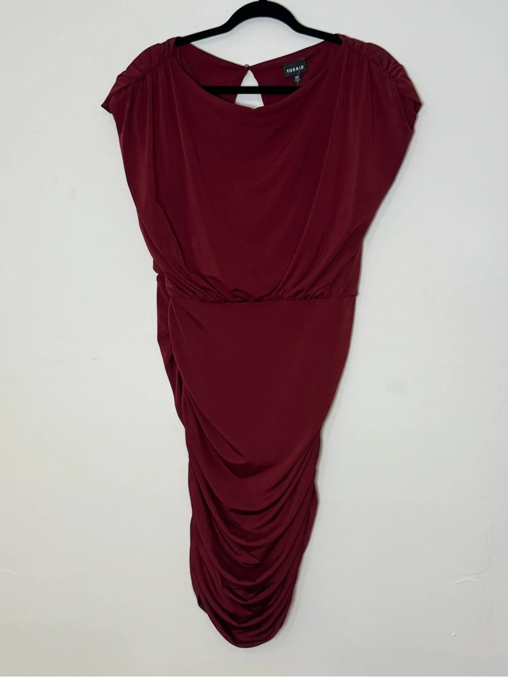 Torrid Burgundy Ruched Bodycon Dress Cocktail Studio Knit Size 00 NWT - Picture 2 of 7